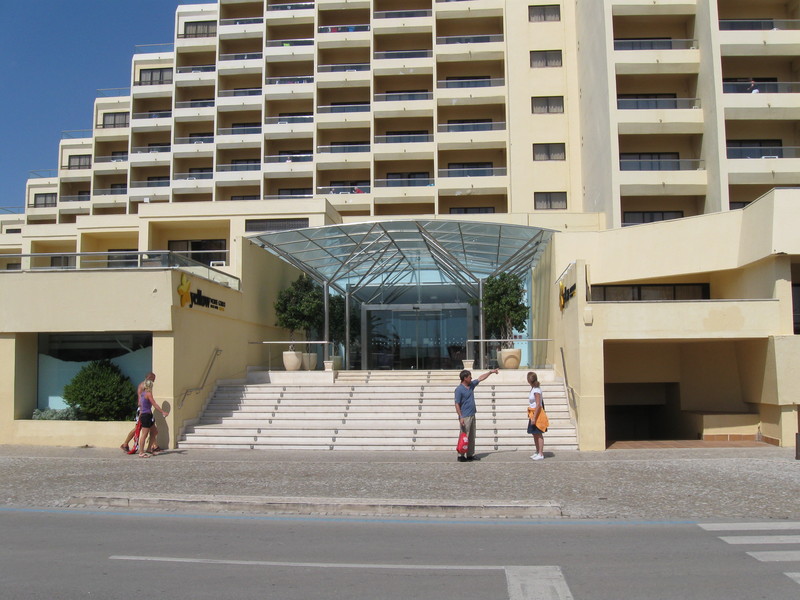 Yellow Beach Monte Gordo Hotel