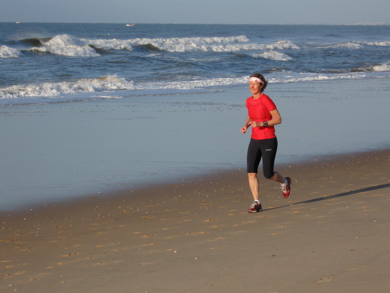 jogging på stranden